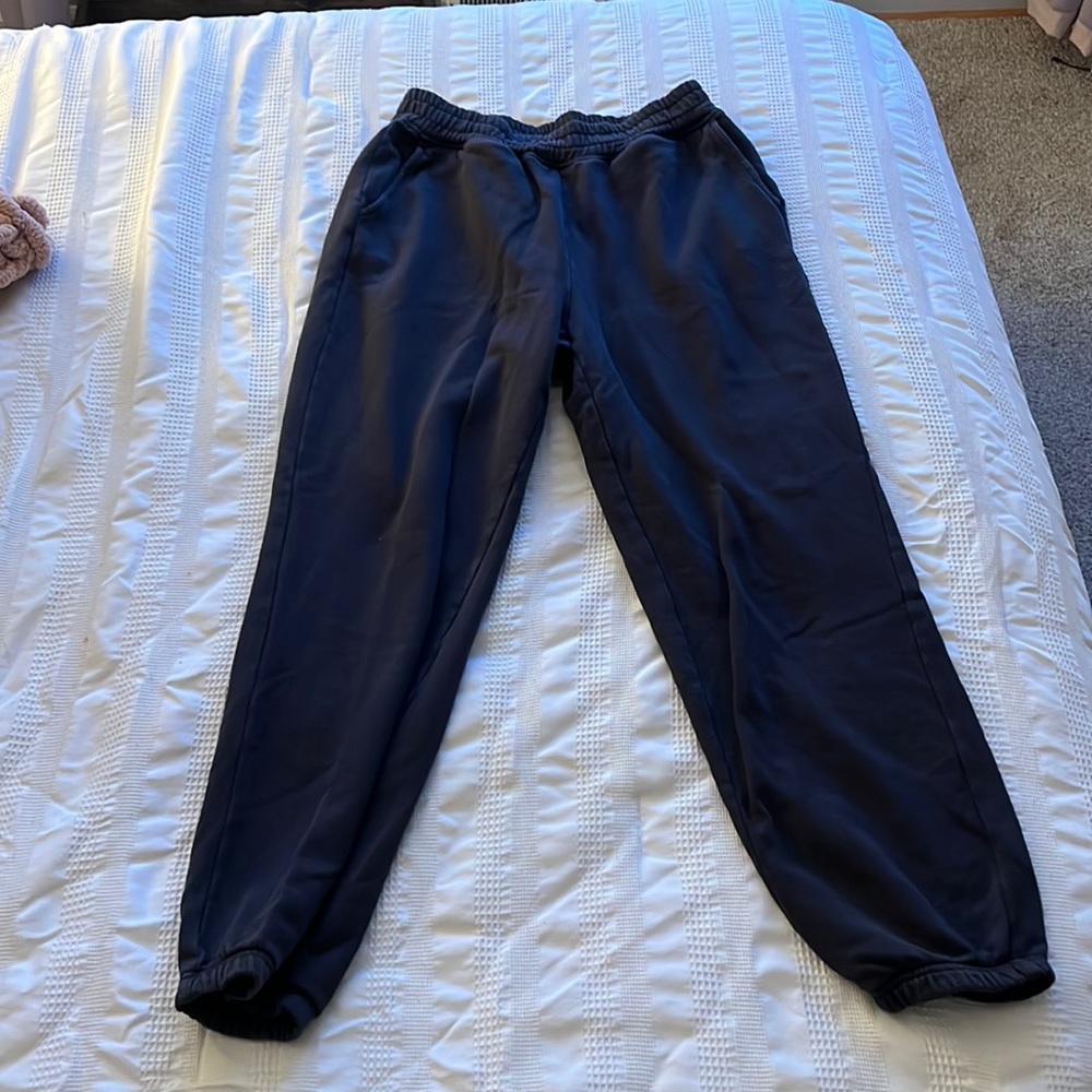 Dark grey American Eagle joggers!
